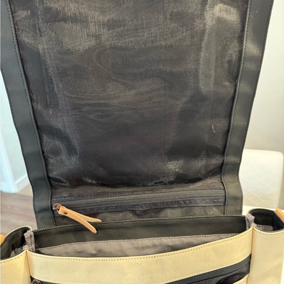 Petunia Pickle Bottom Pathway Diaper bag - Picture 14 of 14